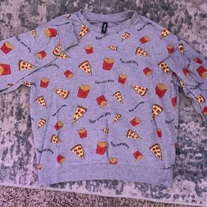 Brand: Divided Size:M Color: grey